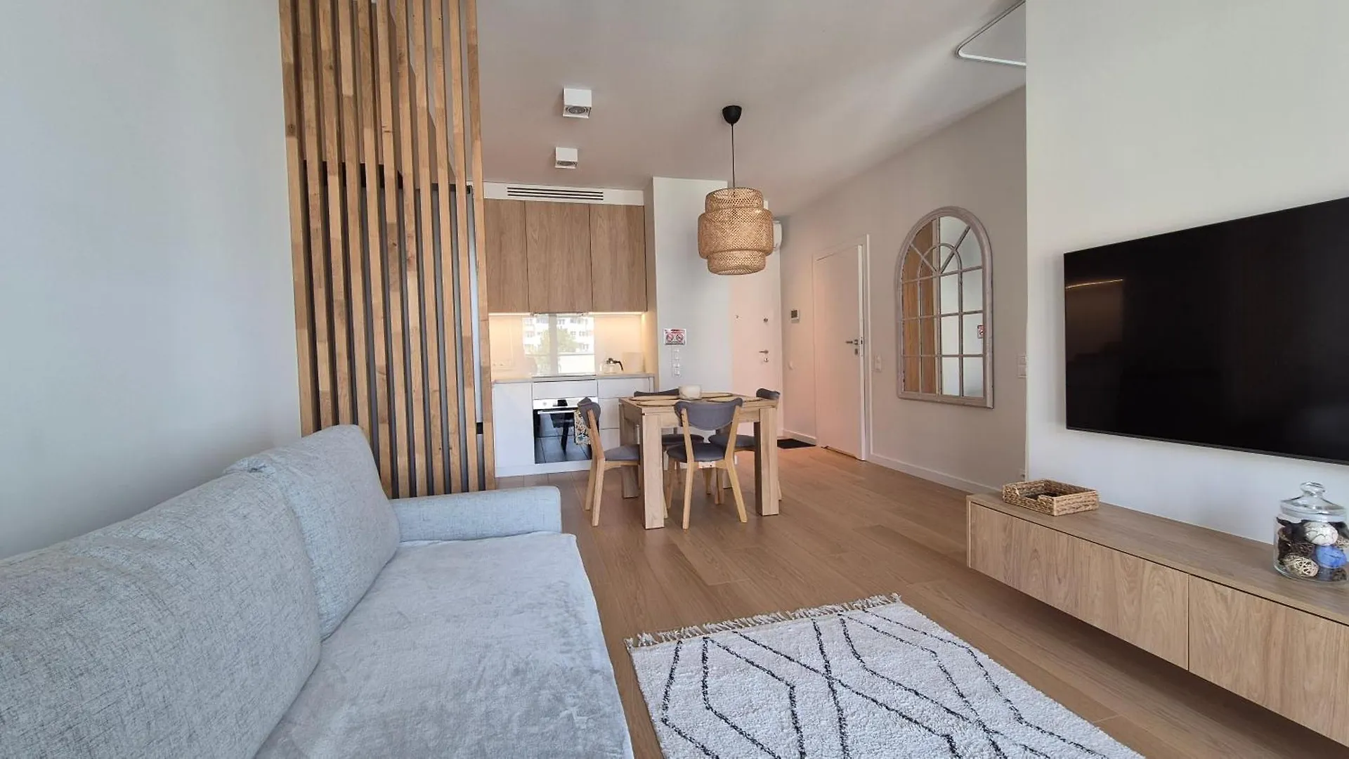 פוזנן Luxurious Cinnamon Apartment, Self Check-In 24H, Parking, Air-Conditioning דירה