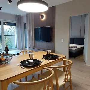Luxurious Vanilla Apartment, Self Check-in 24h, Parking, Air-conditioning Apartament